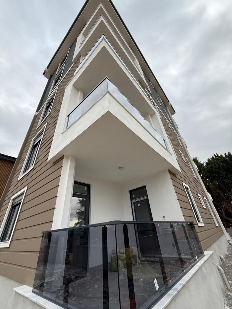Antalya Döşemealtı Bahçeyaka/2+1/80m²